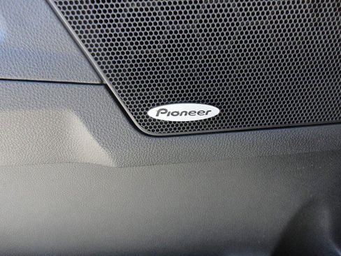 Used 2015 Chevrolet Equinox LT w/ Driver Convenience Package image 5