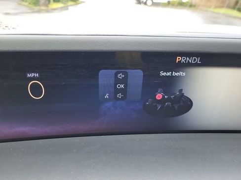 Used 2024 Lincoln Nautilus Reserve image 20