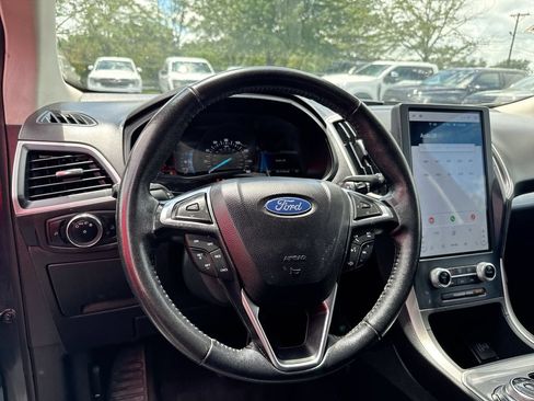 Used 2023 Ford Edge SEL AWD/4WD image 11