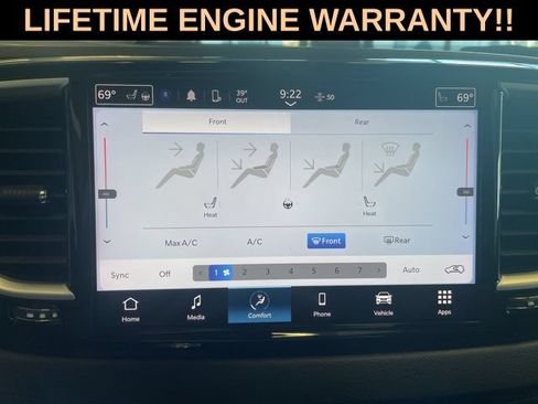 Used 2024 Chrysler Pacifica Touring-L FWD image 23