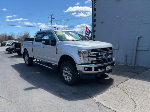 Used 2019 Ford F250 Lariat w/ Chrome Package AWD/4WD image 2