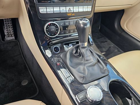 Used 2016 Mercedes-Benz SLK 350 image 20