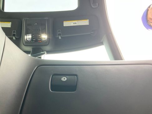 Certified 2022 Cadillac XT5 Premium Luxury image 30