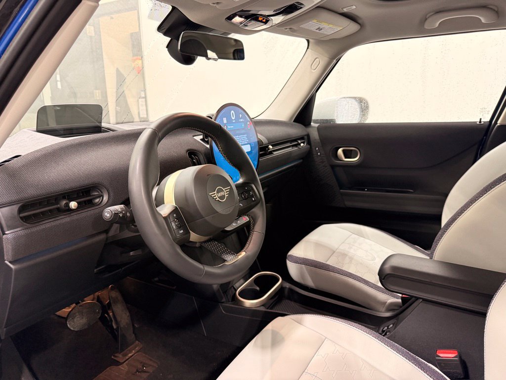 Certified 2025 MINI Cooper S FWD image 11