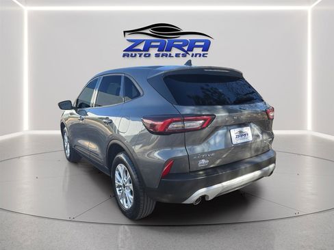 Used 2025 Ford Escape Active image 5