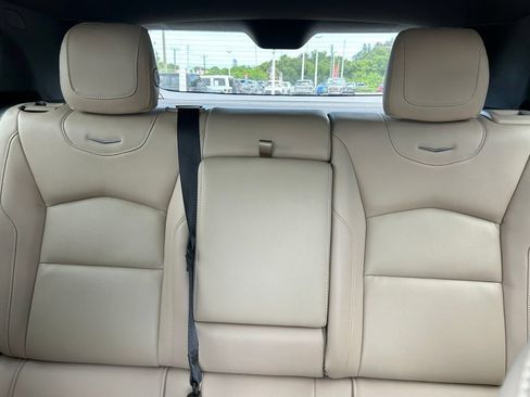 Used 2025 Cadillac XT4 Premium Luxury FWD image 14