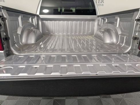 Used 2023 RAM 1500 Limited AWD/4WD image 31