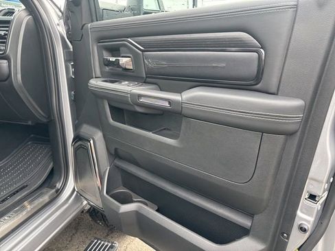 Used 2024 RAM 3500 Limited image 12
