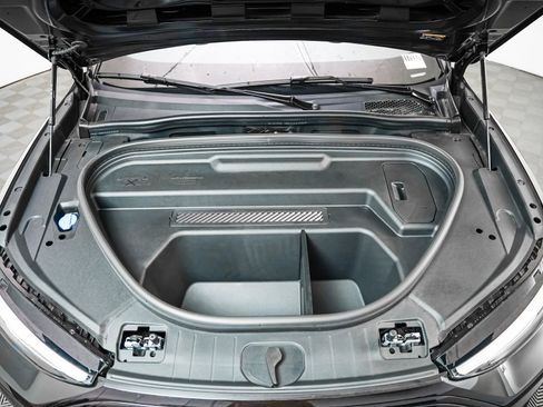 Certified 2025 Audi Q6 e-tron Premium w/ Convenience Package image 4