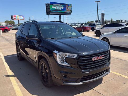 Used 2024 GMC Terrain SLT w/ Elevation Edition AWD/4WD image 1