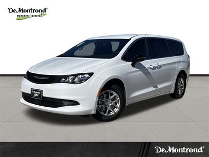 New 2026 Chrysler Voyager LX