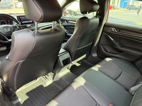 Used 2020 Honda Accord Sport image 20