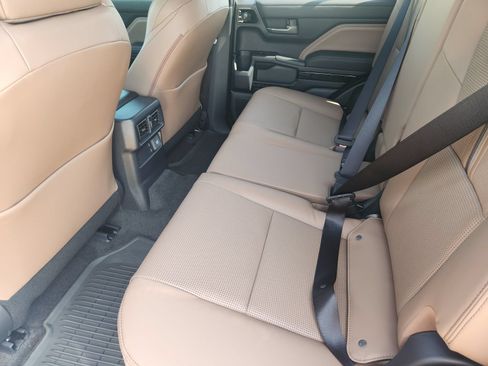 New 2026 Toyota 4Runner Limited AWD/4WD image 24