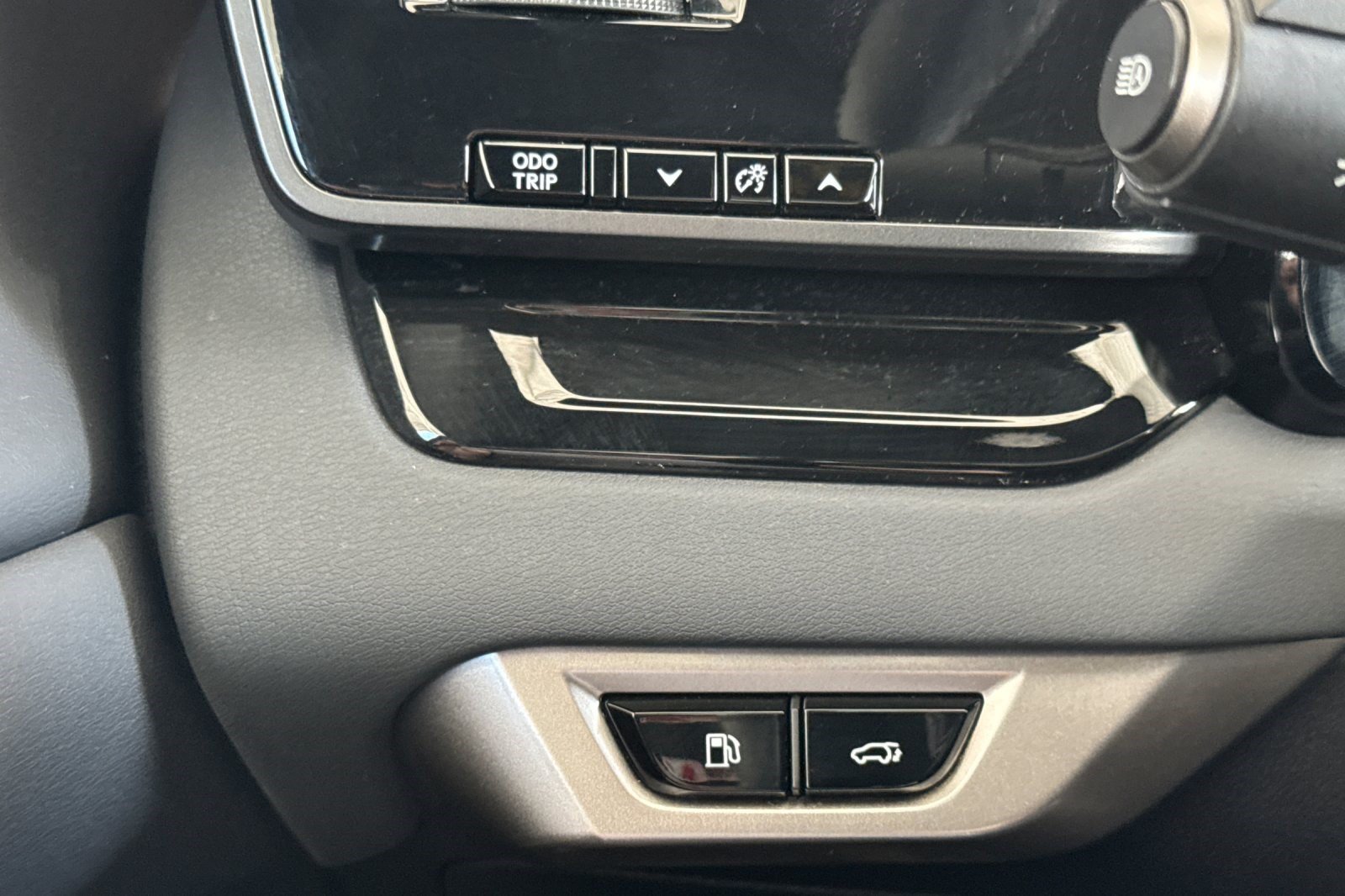 Certified 2025 Lexus RX 350 FWD w/ Technology Package image 36