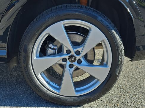 New 2025 Audi Q5 Premium Plus image 33