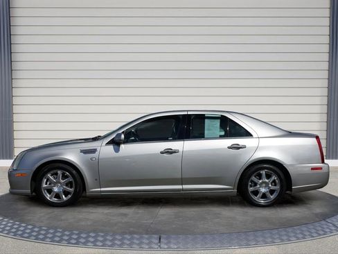 Used 2008 Cadillac STS w/ Preferred Equipment Group RWD image 4