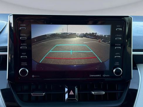 Used 2020 Toyota Corolla XSE image 24