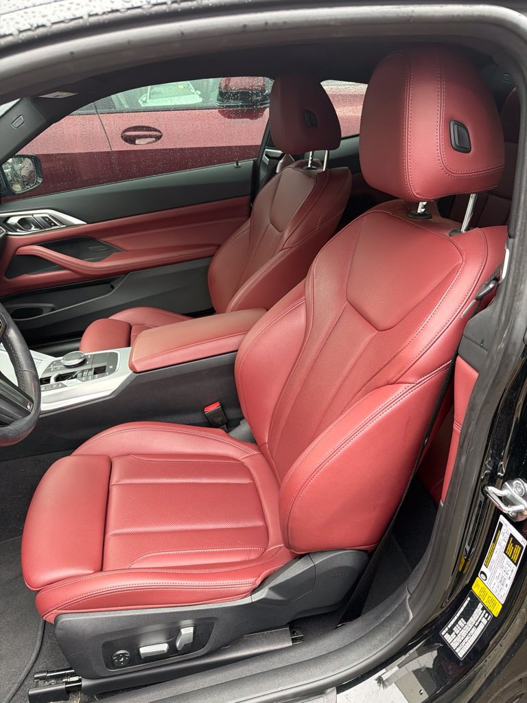 Used 2024 BMW 430i Coupe w/ M Sport Package RWD image 4