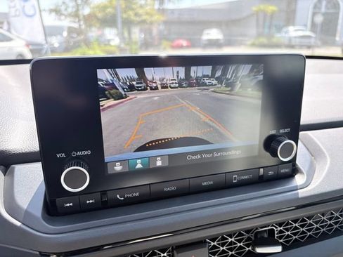 Used 2023 Honda Accord EX image 18