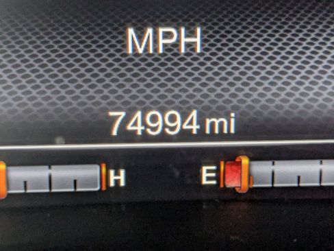 Used 2018 Jeep Renegade Limited FWD image 31