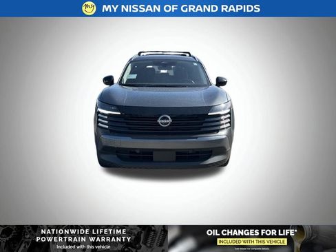 New 2026 Nissan Kicks SV w/ Charging Package FWD image 9