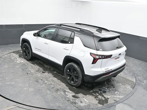 New 2026 Chevrolet Equinox LT w/ Convenience Package II image 32