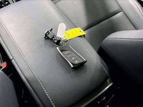 Used 2024 Lexus RX 350h image 14