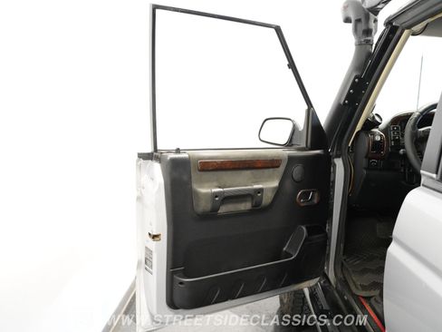 Used 2003 Land Rover Discovery SE image 37