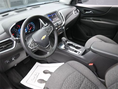 Used 2024 Chevrolet Equinox LT image 18
