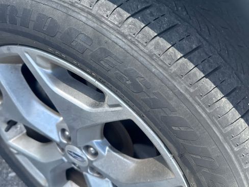 Used 2018 Subaru Forester 2.5i Touring w/ Popular Package #3B image 6