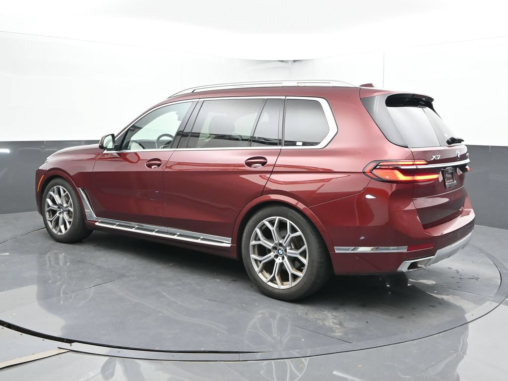 Used 2025 BMW X7 xDrive40i AWD/4WD image 9