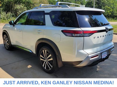 Certified 2024 Nissan Pathfinder Platinum w/ Cargo Package AWD/4WD image 5