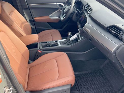 Certified 2025 Audi Q3 2.0T Premium w/ Convenience Package image 28