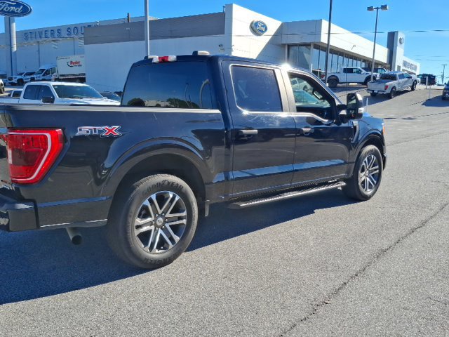 Used 2022 Ford F150 XL w/ STX Appearance Package RWD image 3