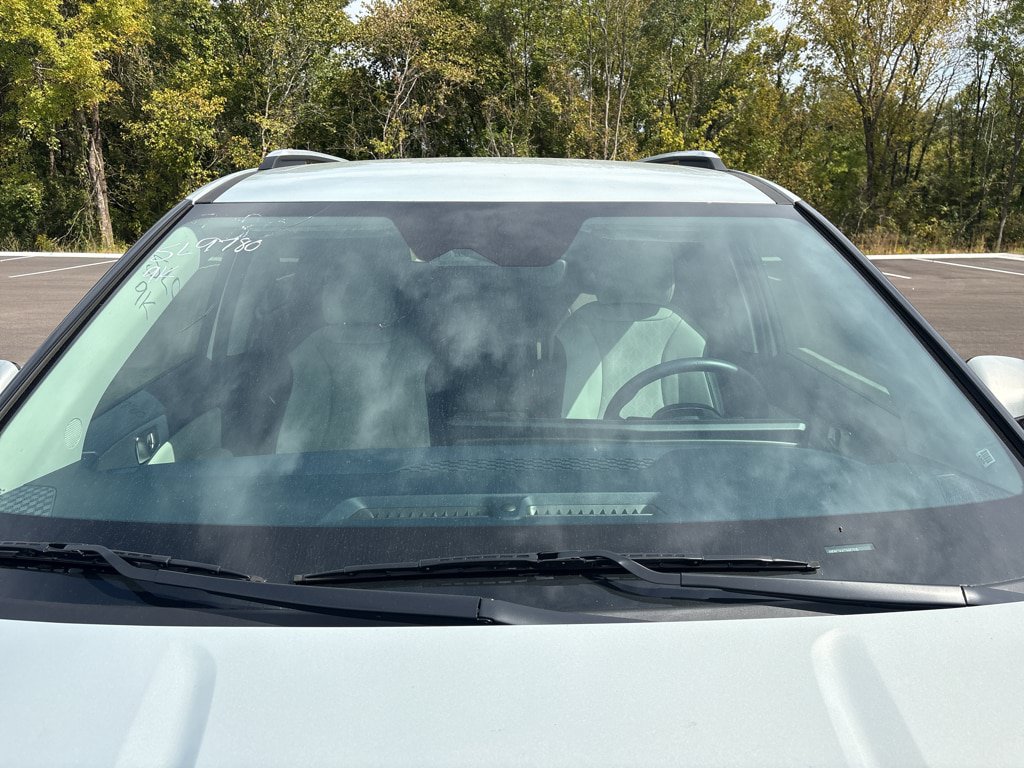 Used 2026 Kia Carnival EX FWD image 10