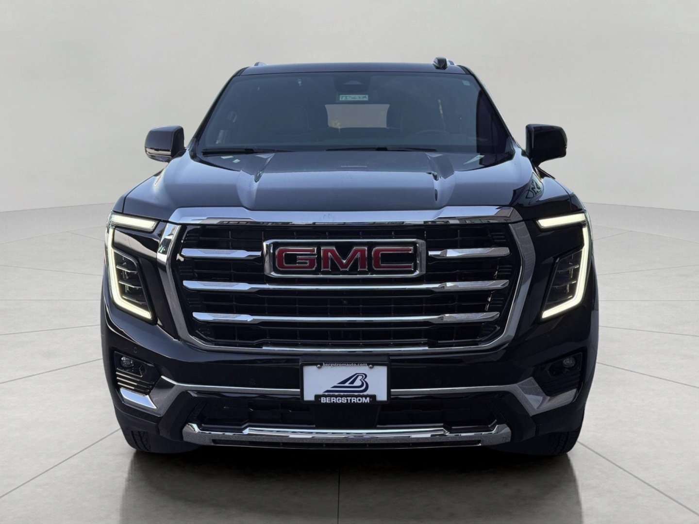 Used 2026 GMC Yukon Elevation AWD/4WD image 4
