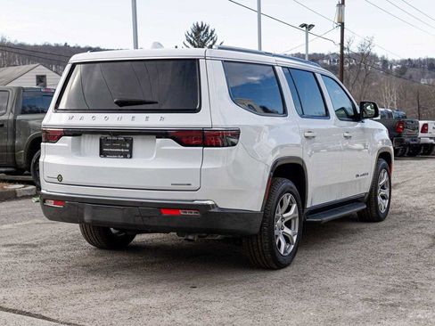 Used 2022 Jeep Wagoneer Series I w/ Premium Group I image 4