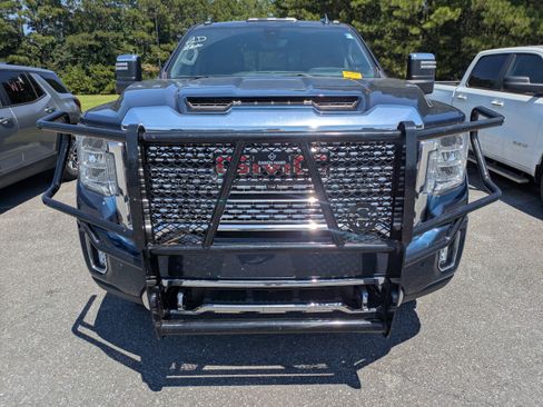 Used 2023 GMC Sierra 3500 Denali w/ Denali Ultimate Package AWD/4WD image 3