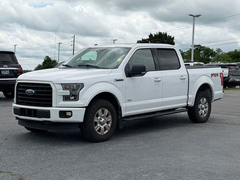 Used 2016 Ford F150 XLT w/ Equipment Group 301A Mid AWD/4WD image 9