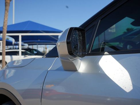 Used 2022 Chevrolet Blazer LT image 10