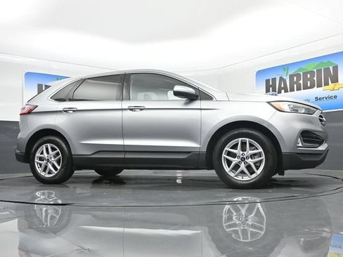 Used 2021 Ford Edge SEL FWD image 19