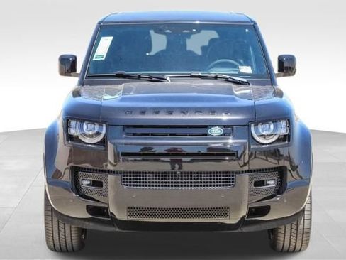 Certified 2024 Land Rover Defender 90 V8 AWD/4WD image 2