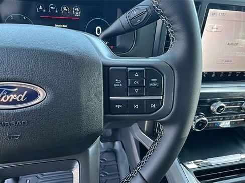 New 2025 Ford F350 Lariat image 32