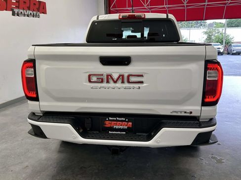 Used 2025 GMC Canyon AT4 AWD/4WD image 4