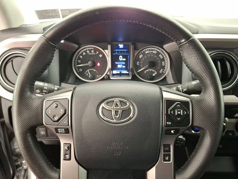 Certified 2023 Toyota Tacoma SR5 AWD/4WD image 16