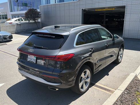 Used 2025 Audi Q5 Premium w/ Premium Plus AWD/4WD image 6