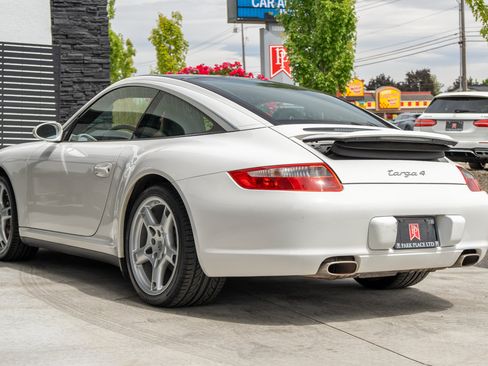 Used 2008 Porsche 911 Targa 4 AWD/4WD image 12