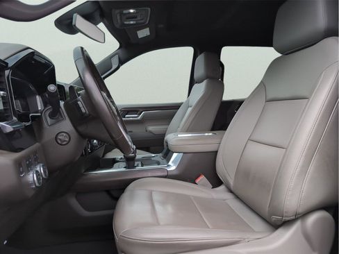 Used 2022 GMC Sierra 1500 SLT w/ SLT Convenience Package image 15