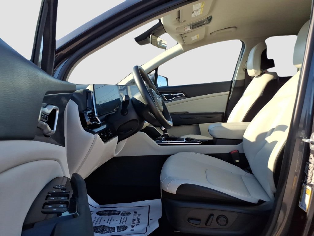 Used 2024 Kia Sportage EX FWD image 20