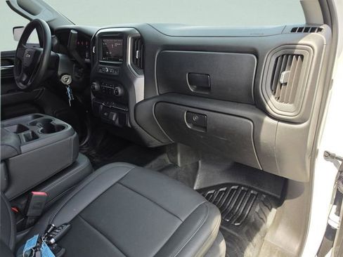 Used 2019 Chevrolet Silverado 1500 W/T w/ Trailering Package AWD/4WD image 14